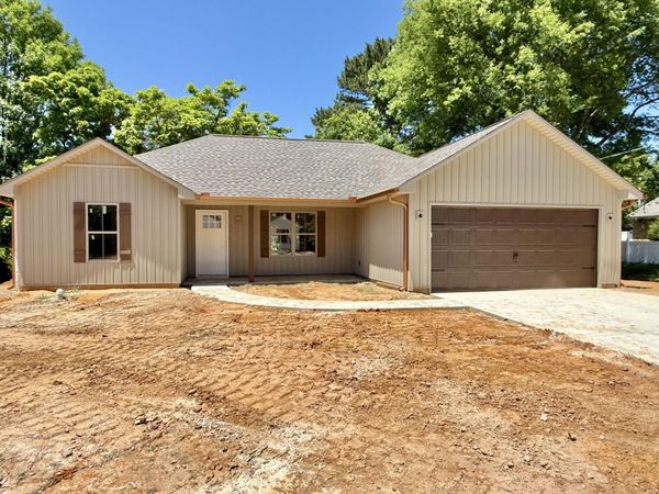 3628 Craigmont, Tupelo, MS 38801