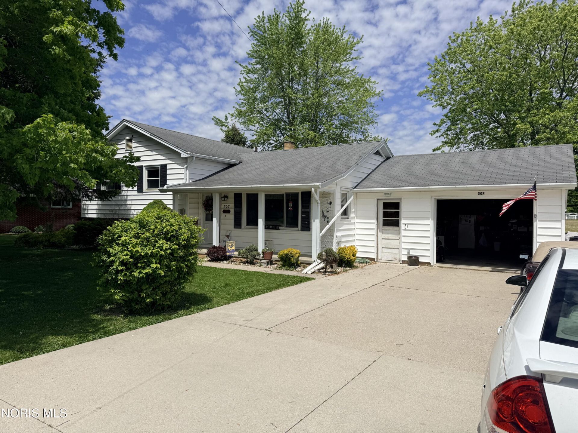 307 E Curtis Street, Stryker, OH 43557 Main Photo