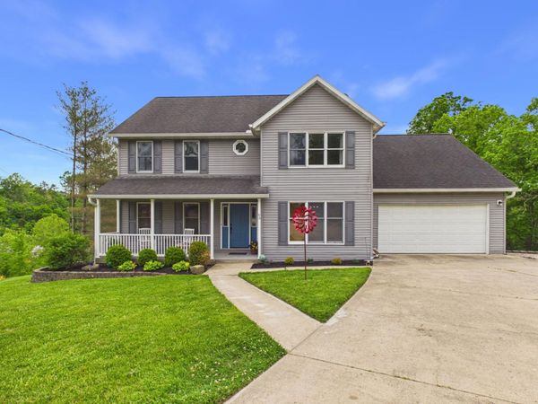63 Mockingbird Lane, Ona, WV 25545