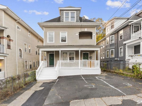 37 Plaza, Waterbury, CT 06710