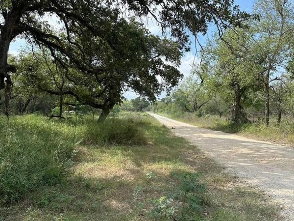 20594 S STATE HIGHWAY 16, Atascosa, TX 78264