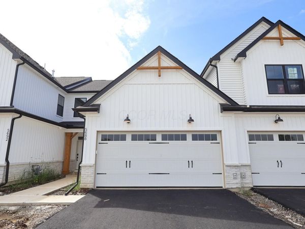 5688 Dutch Lane, Powell, OH 43065
