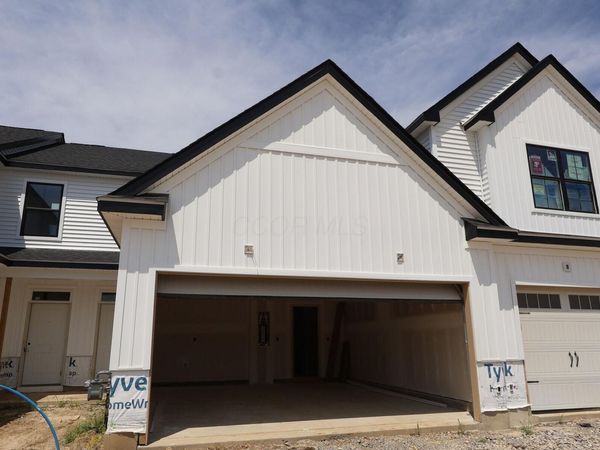 5688 Dutch Lane, Powell, OH 43065