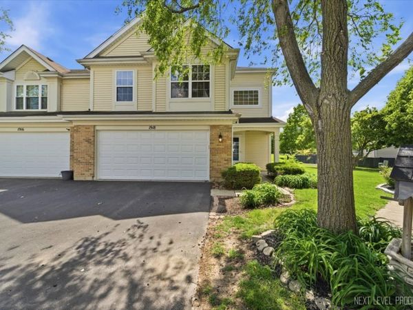 1918 Waverly Way , Montgomery, IL 60538
