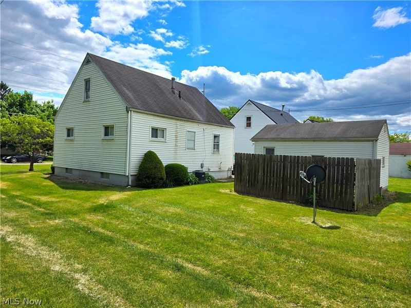 1104 Cassingham Avenue, Coshocton, OH 43812 Photo 4