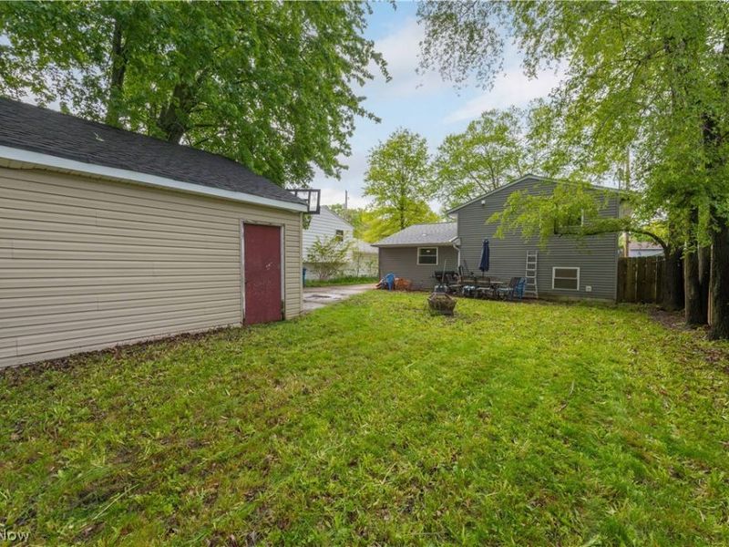 35150 Spruce Street , North Ridgeville, OH 44039 Photo 38