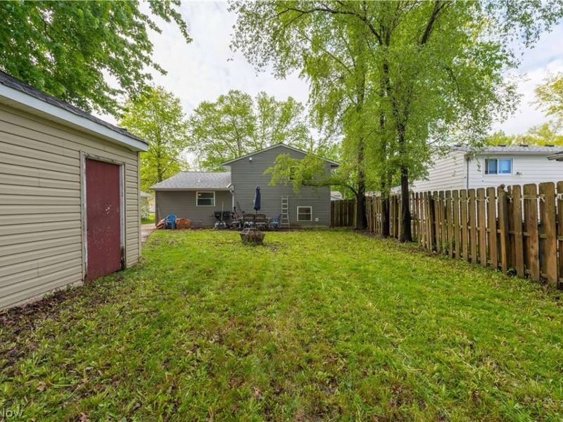 35150 Spruce Street , North Ridgeville, OH 44039 Photo 39