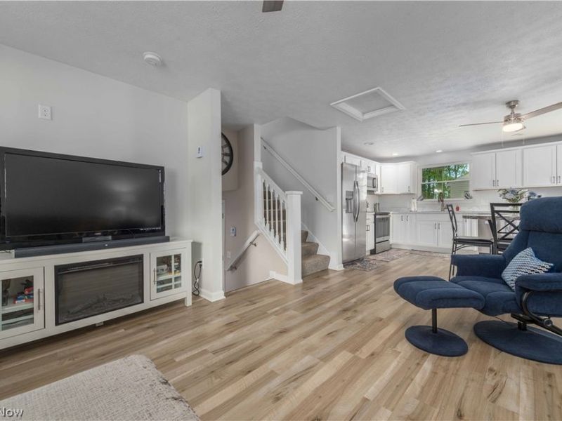 35150 Spruce Street , North Ridgeville, OH 44039 Photo 7