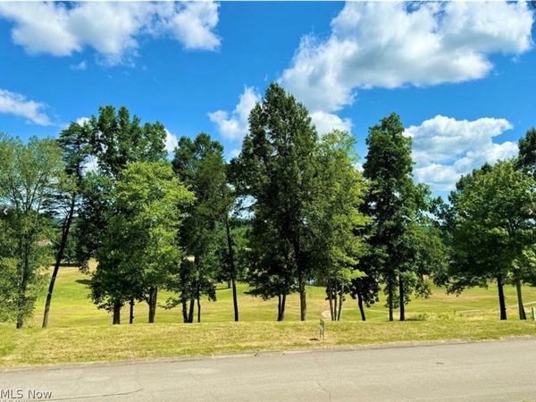 Woodridge Drive , Mineral Wells, WV 26150