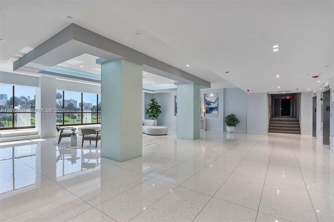 20335 W Country Club Dr , Unit 1608, Aventura, FL 33180 Photo
