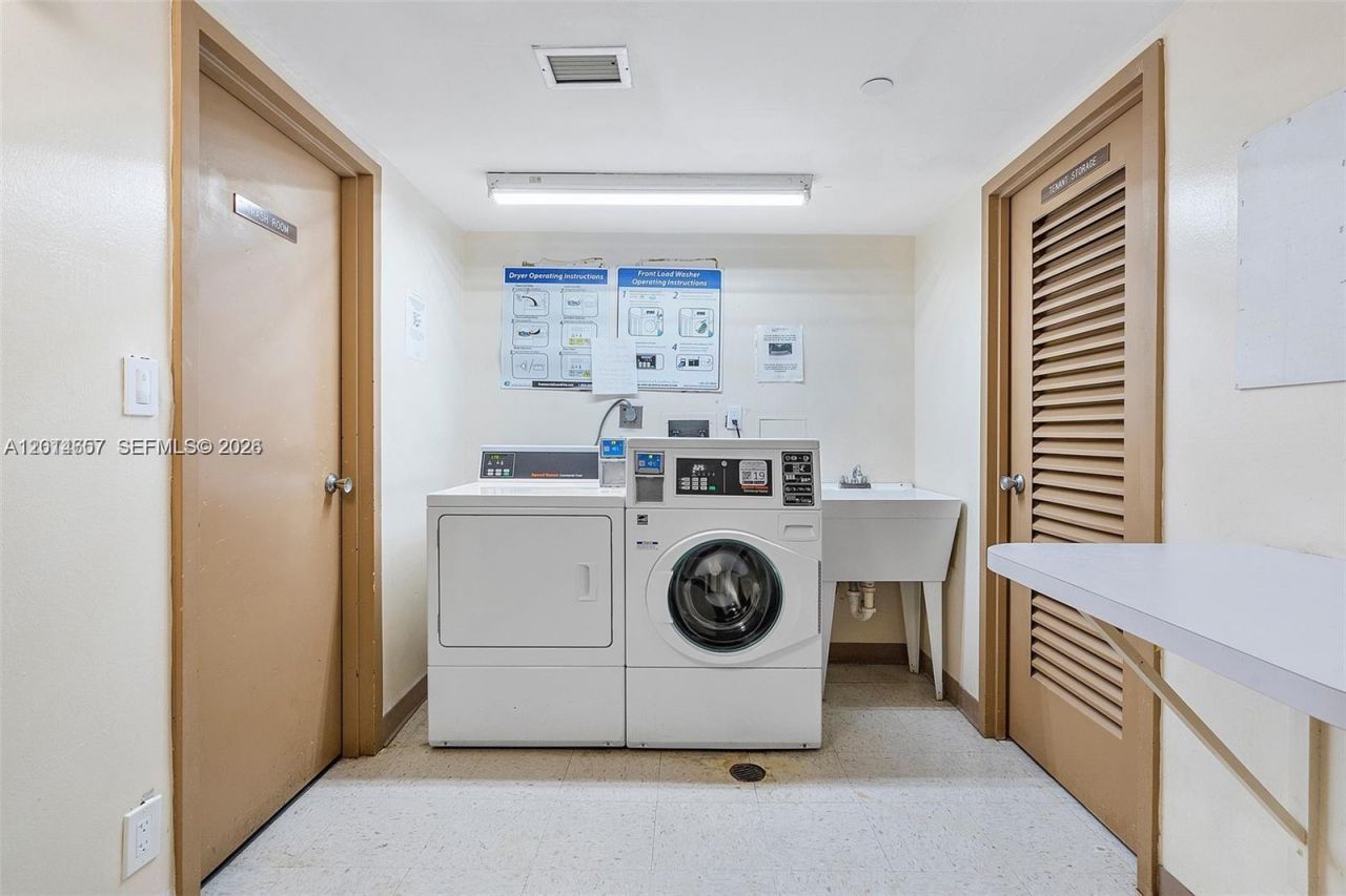 20335 W Country Club Dr , Unit 1608, Aventura, FL 33180 Photo