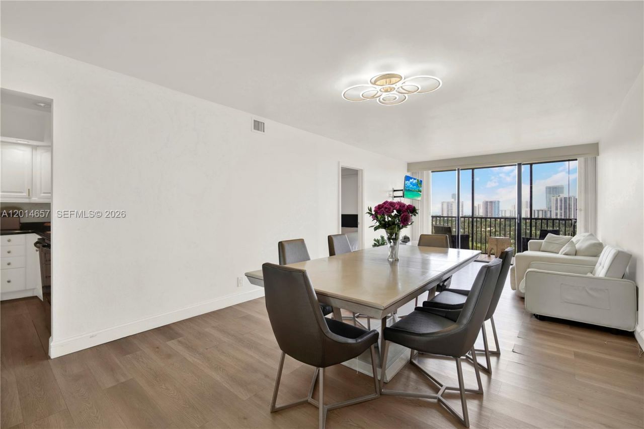 20335 W Country Club Dr, Unit 1608, Aventura, FL 33180 Photo