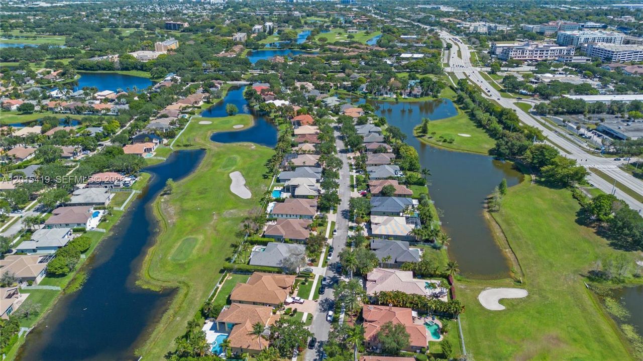 8146 N Savannah Cir, Davie, FL 33328 Photo
