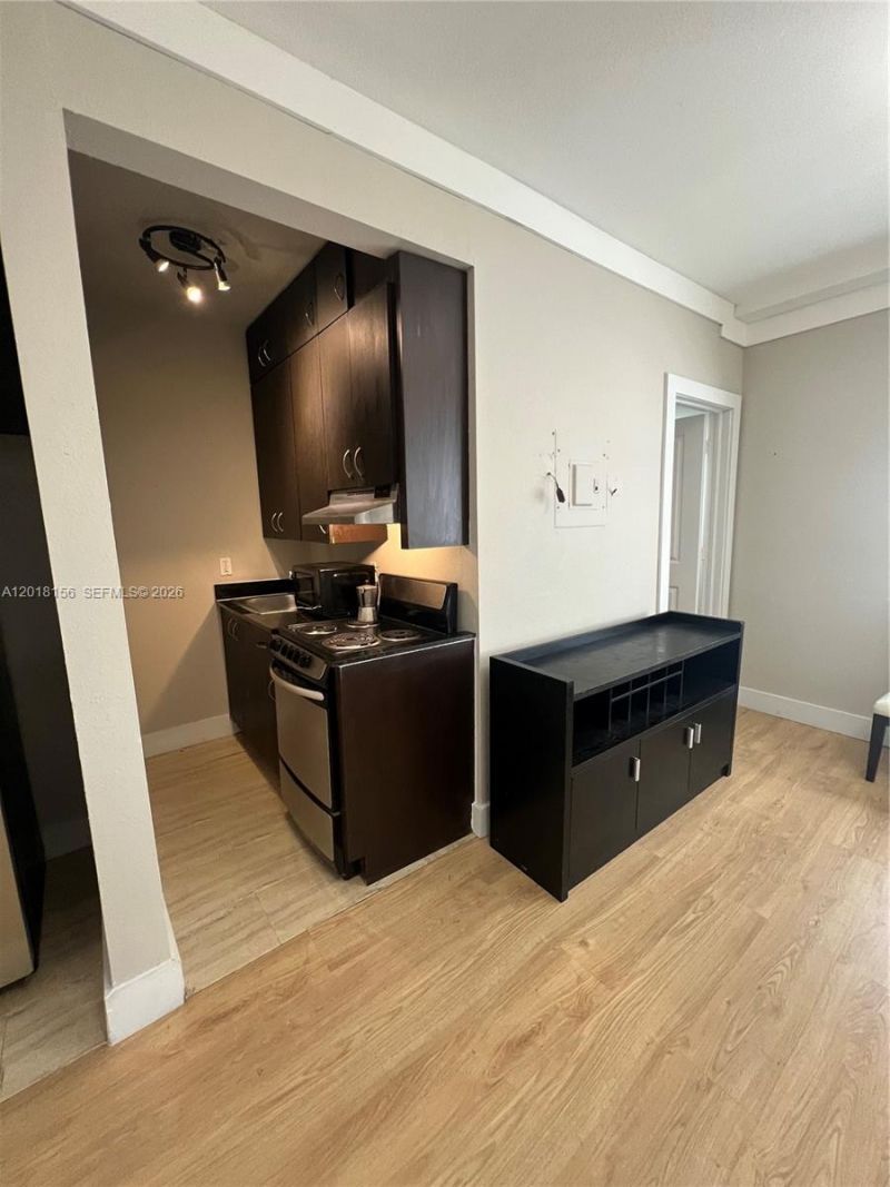 1330 Pennsylvania Ave , Unit 106, Miami Beach, FL 33139 Photo