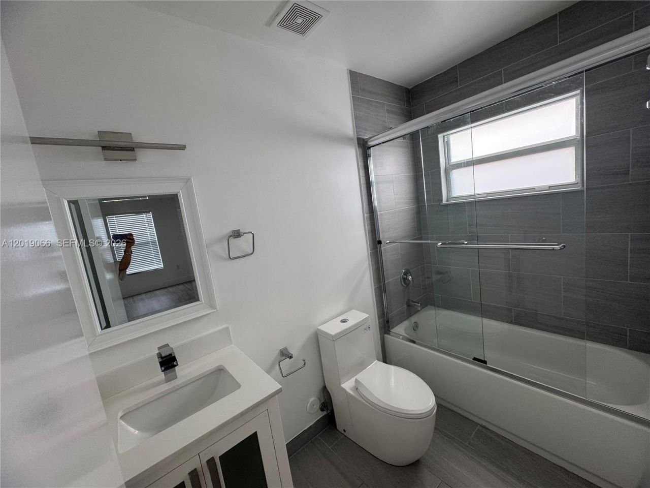 526 NW 6th St , Hallandale Beach, FL 33009 Photo
