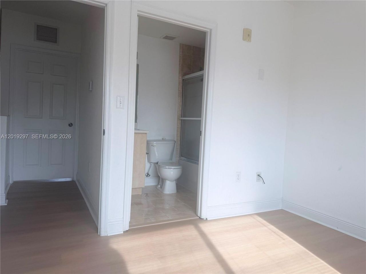 7989 NW 8th St, Unit 107D, Miami, FL 33126 Photo