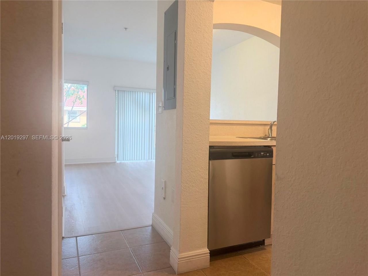 7989 NW 8th St, Unit 107D, Miami, FL 33126 Photo
