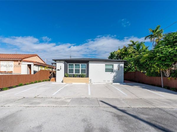 3321 NW 19th Ter , Miami, FL 33125