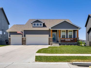 3806 S 205th Street , Elkhorn, NE 68022