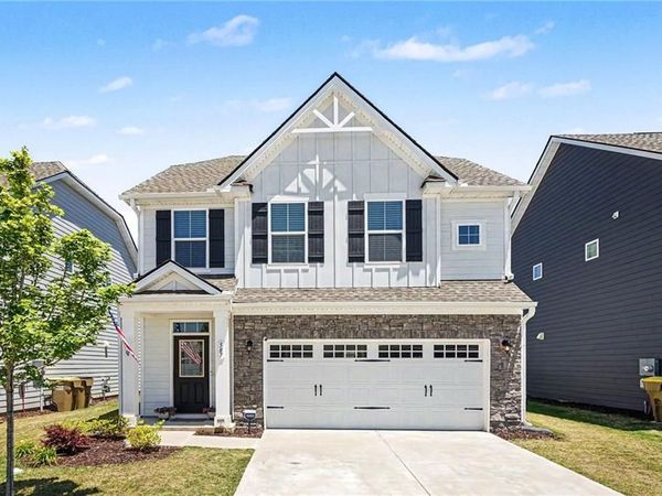 587 Gunter Drive, Hoschton, GA 30548