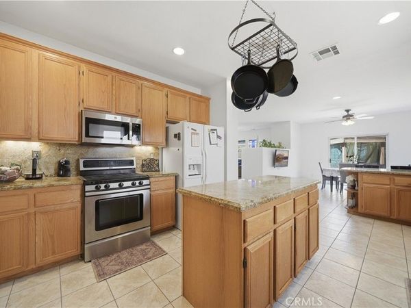 29260 Wrangler Drive, Murrieta, CA 92563
