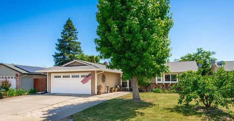 1366 Silver Spur Cir, Lincoln, CA 95648 Photo