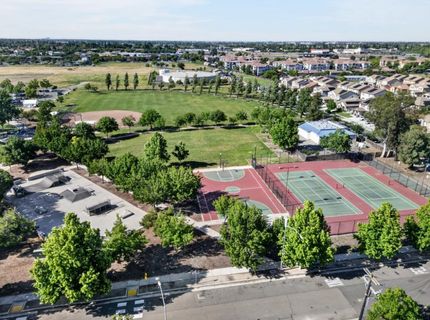 8406 Keusman St, Elk Grove, CA 95758 Photo