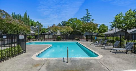 4705 Courtland Lane, Carmichael, CA 95608 Photo