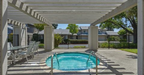 4705 Courtland Lane, Carmichael, CA 95608 Photo