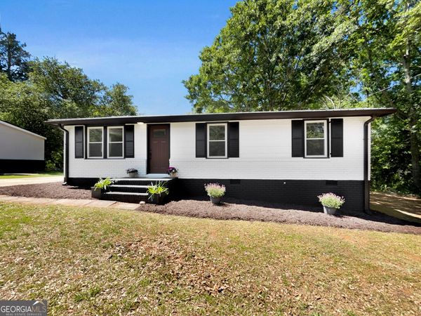858 Clairmont Avenue, Comer, GA 30629