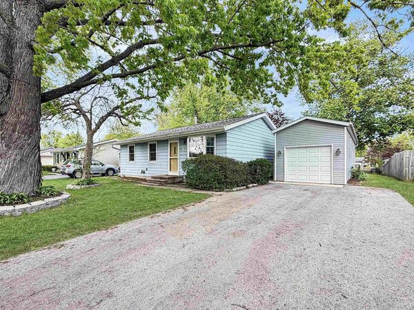 236 WASHINGTON STREET, Berlin, WI 54923