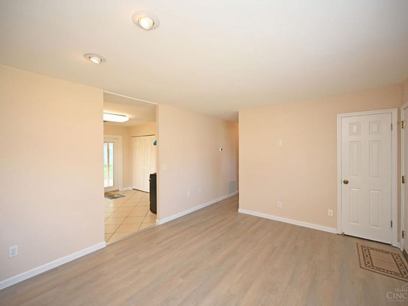 3643 Vernier Drive, Colerain Township, OH 45251 Photo 10