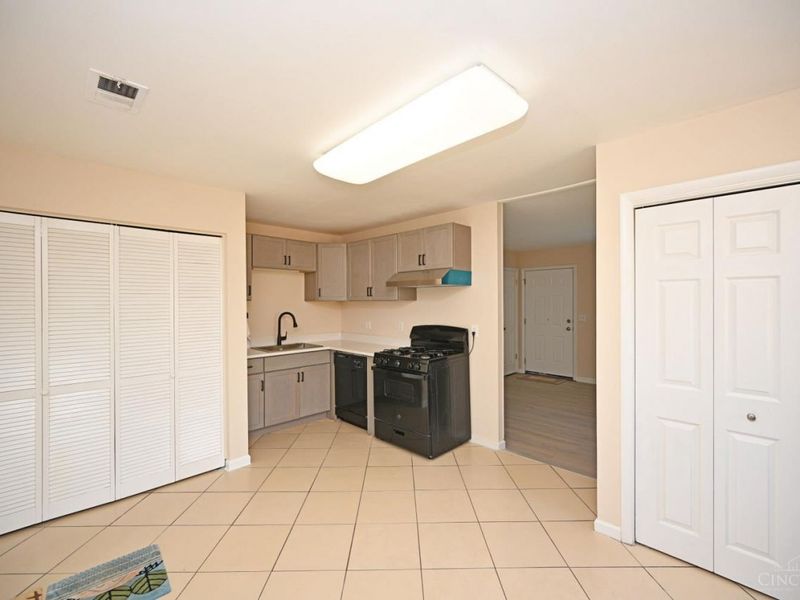3643 Vernier Drive, Colerain Township, OH 45251 Photo 14
