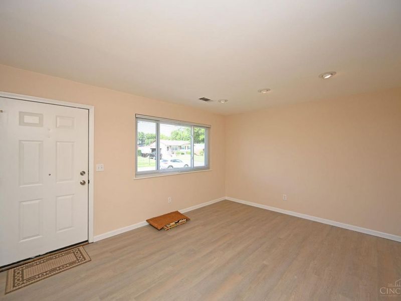 3643 Vernier Drive, Colerain Township, OH 45251 Photo 7
