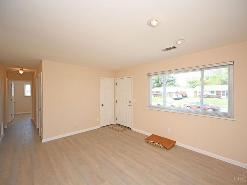 3643 Vernier Drive, Colerain Township, OH 45251 Photo 9