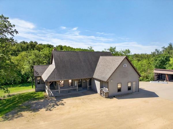 16909 Meylor Lane, Darlington, WI 53530