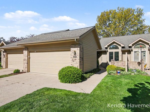 2033 Tall Meadow Street NE, Unit 15, Grand Rapids, MI 49505