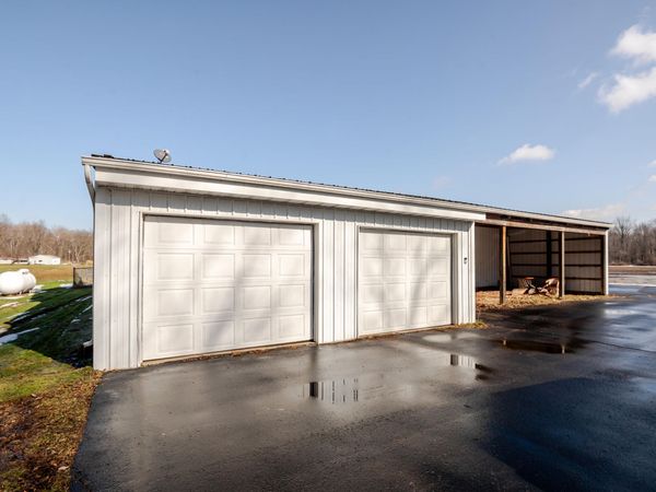31643 Frost Street, Dowagiac, MI 49047