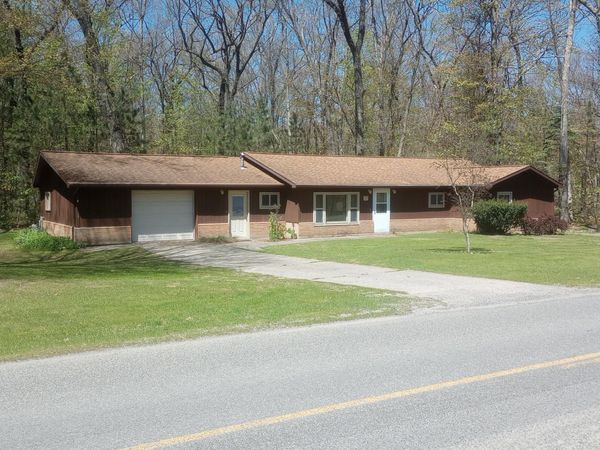 27 N Campbell Road, Fountain, MI 49410