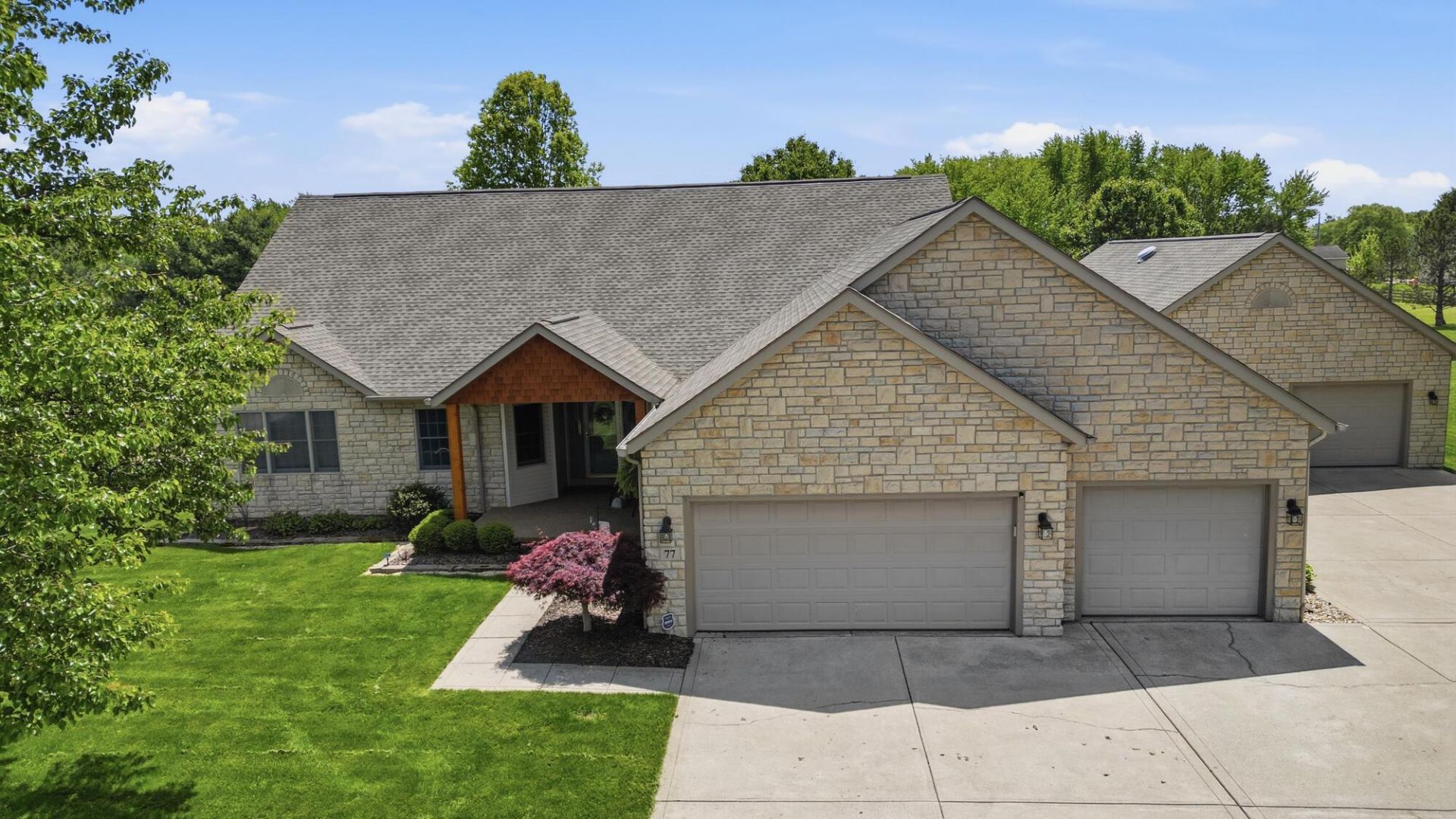 77 Millstone Circle , Pataskala, OH 43062 Main Photo