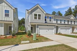 216 Twinleaf Court photo 4