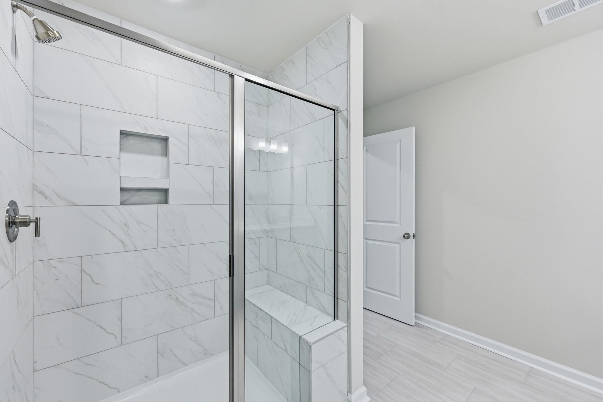 216 Twinleaf Court Photo 22