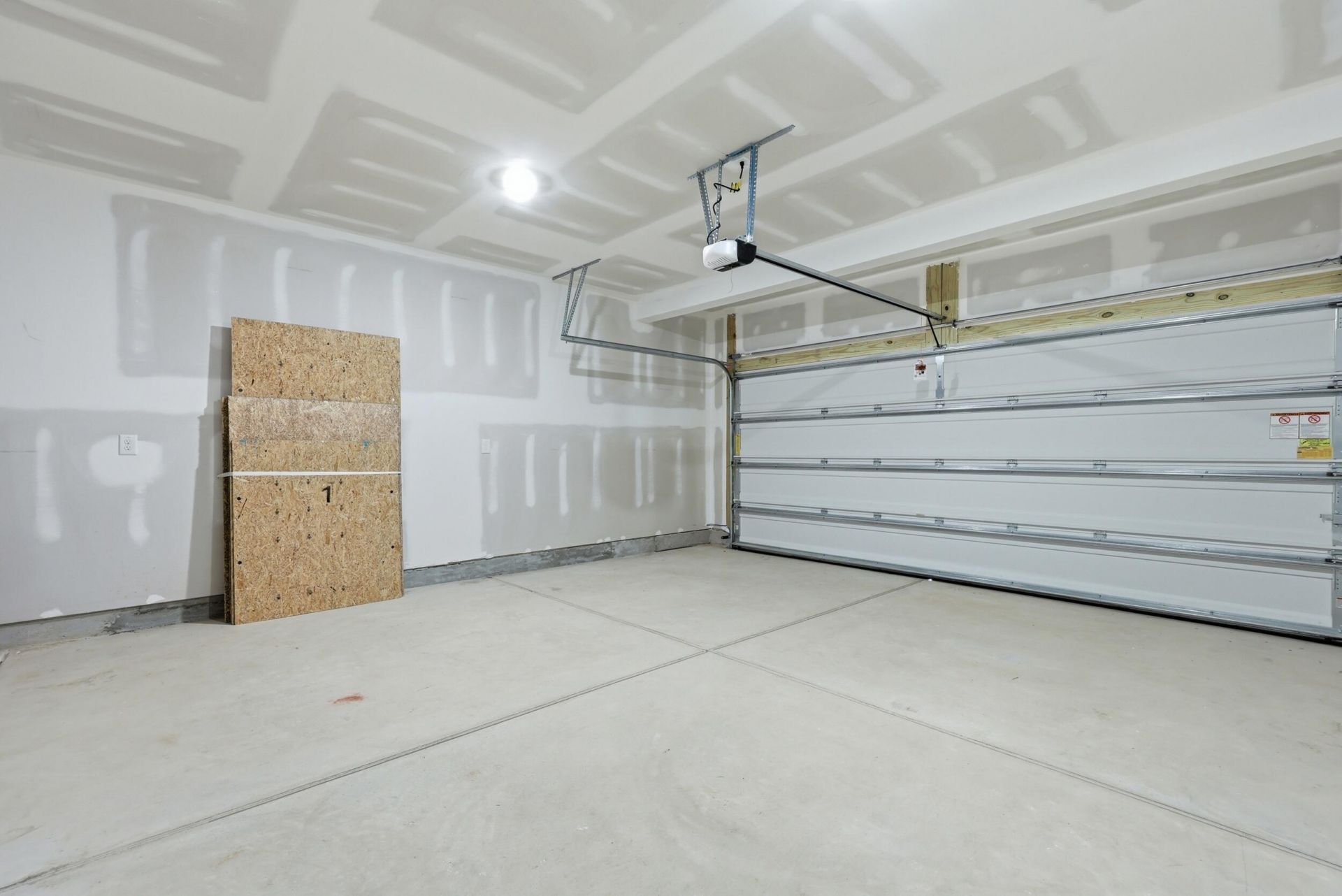 216 Twinleaf Court Photo 27