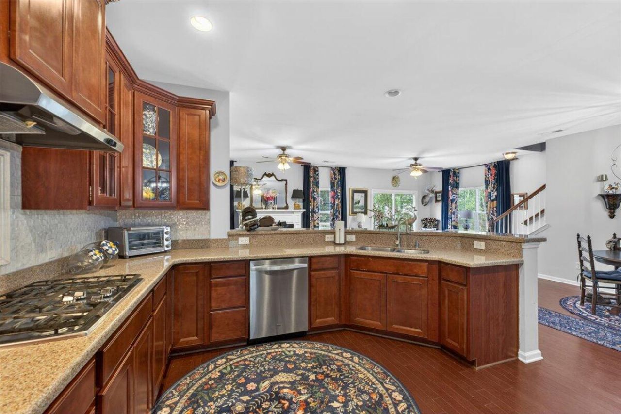 467 Sanders Farm Lane Photo 11