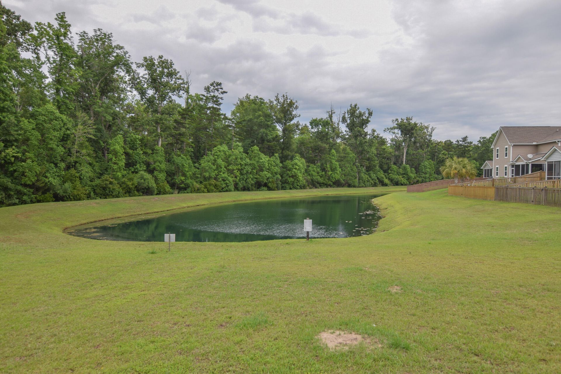 9904 Pin Cherry Court Photo 17