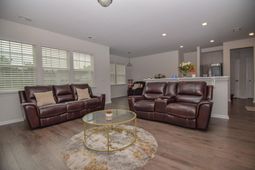9904 Pin Cherry Court photo 4