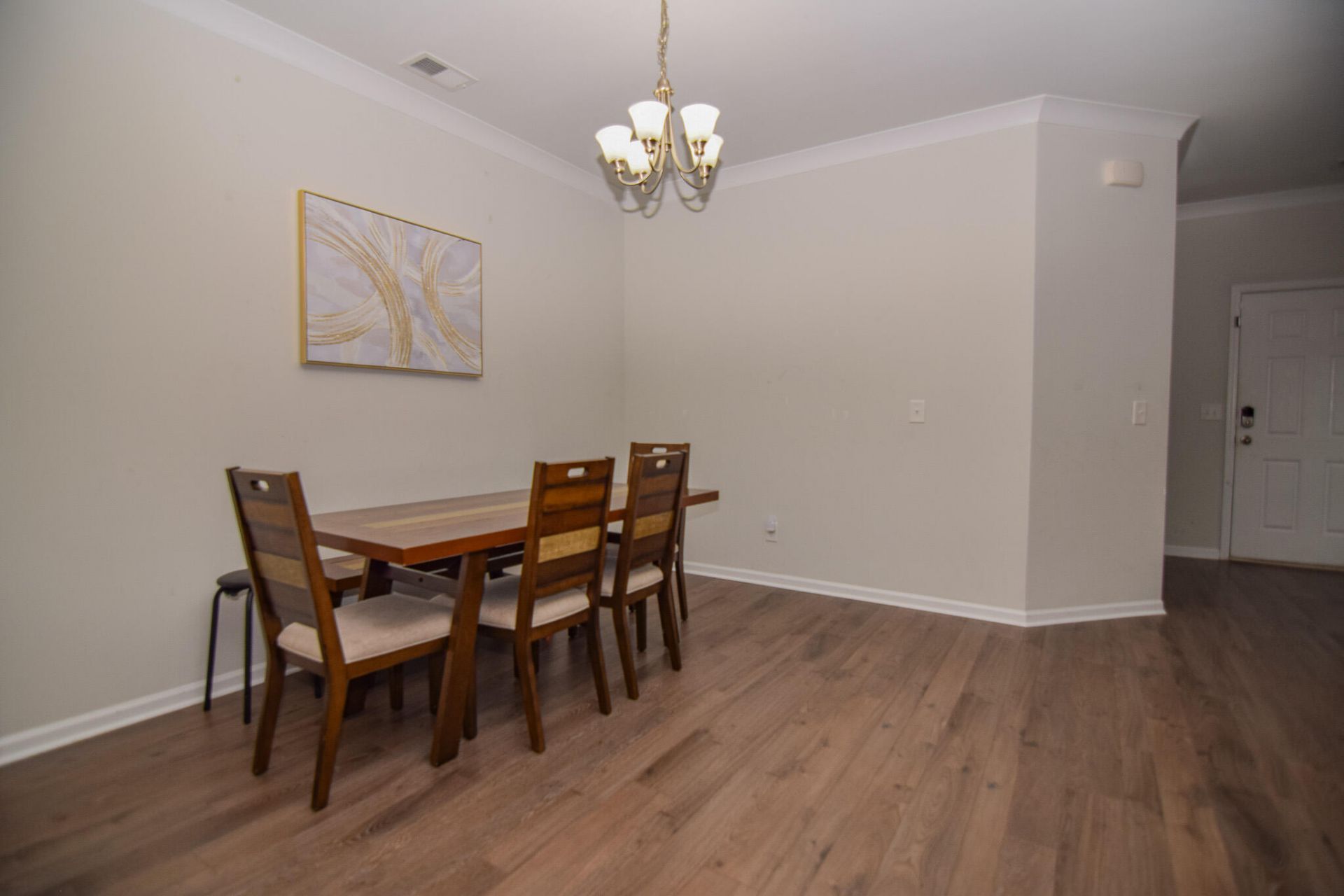 9904 Pin Cherry Court Photo 4