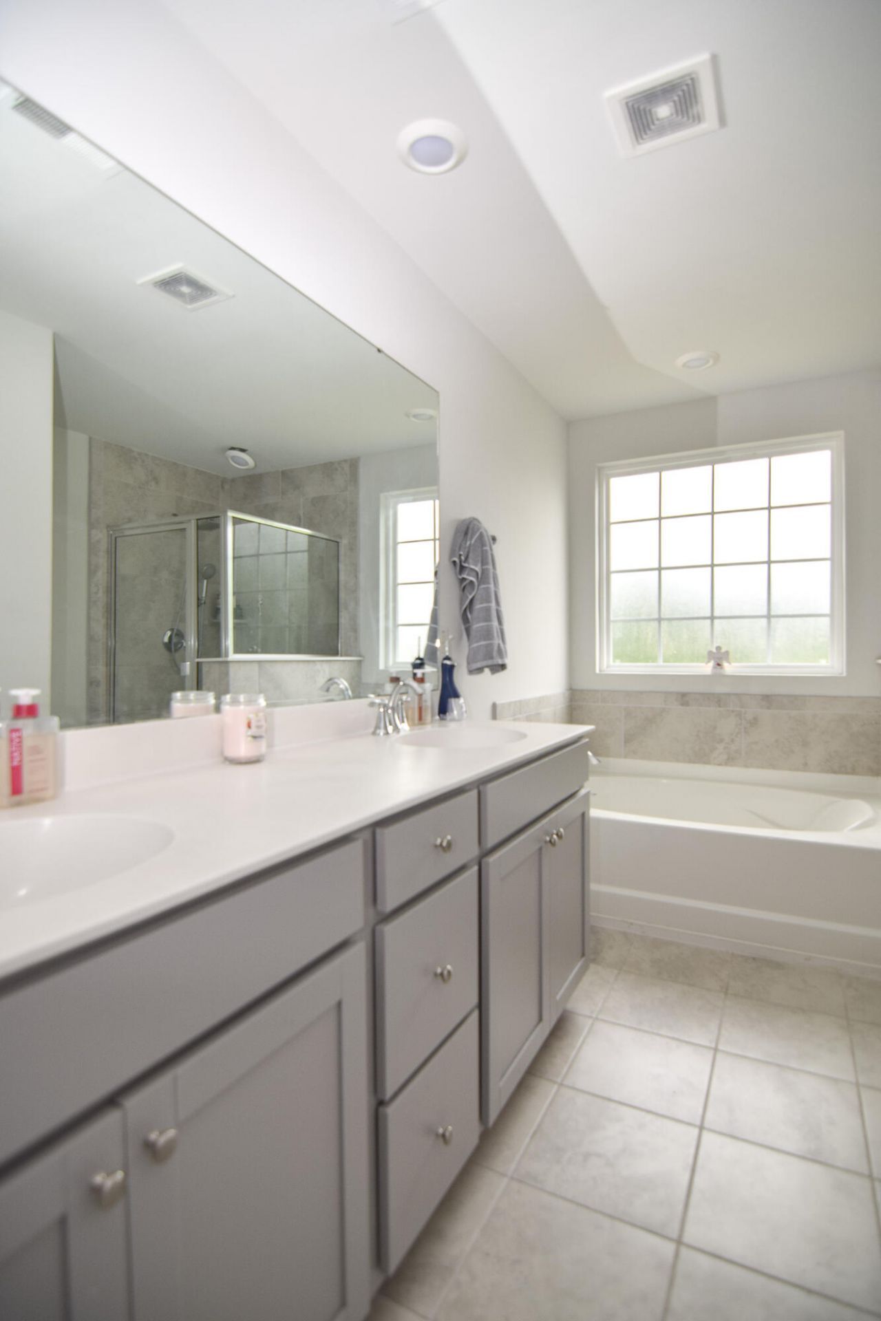 9904 Pin Cherry Court Photo 9