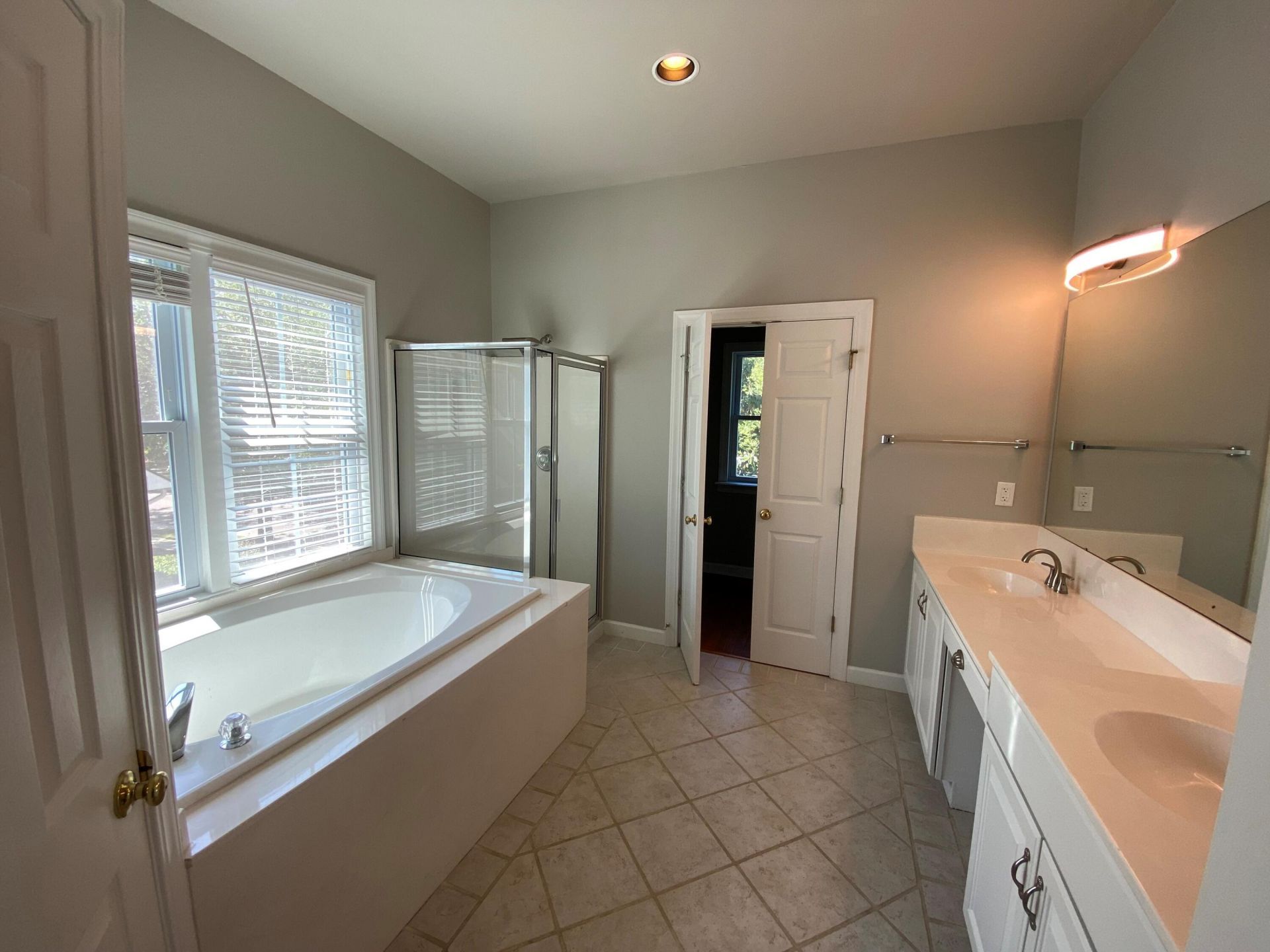 183 Scott Street Photo 17