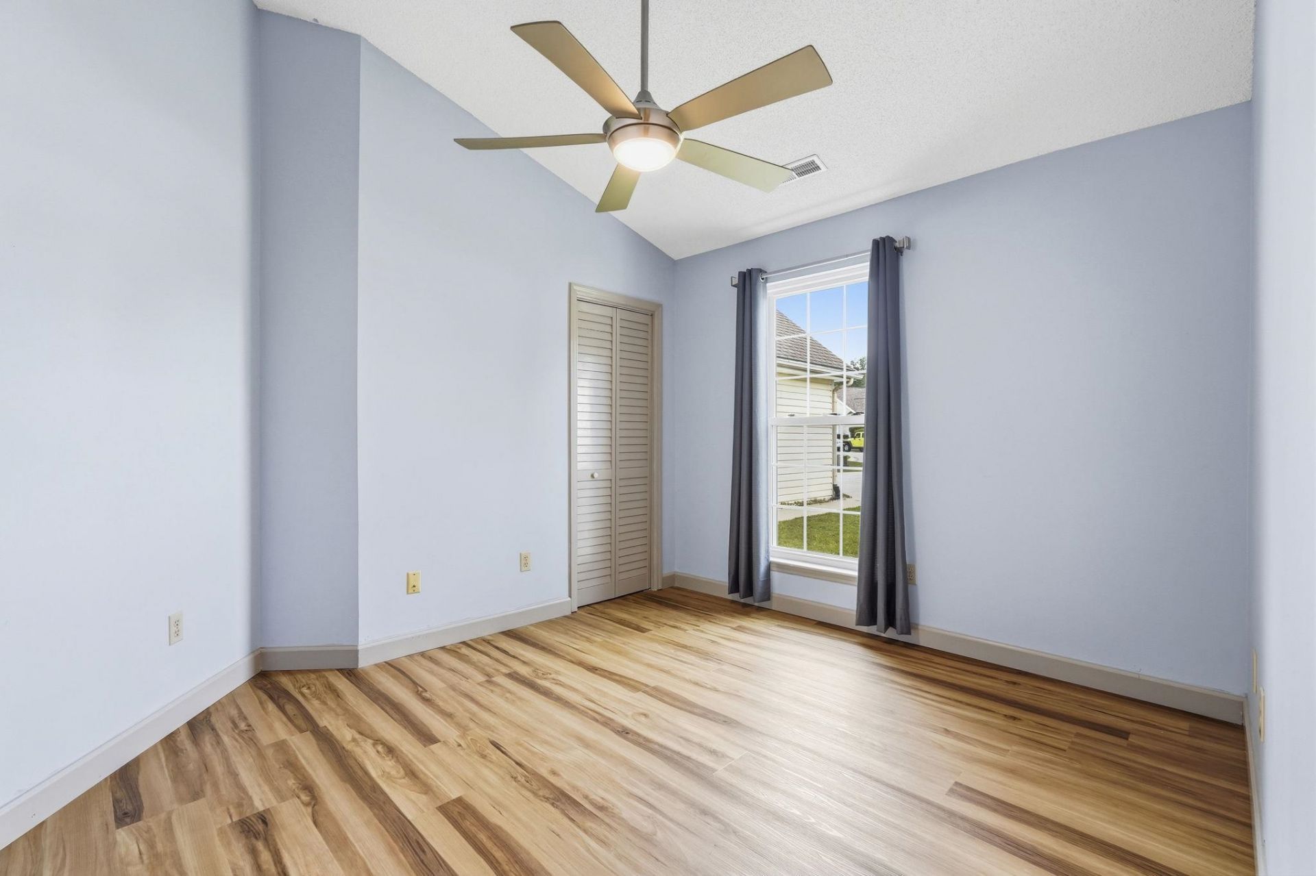 1815 Wexford Ct. Photo 26
